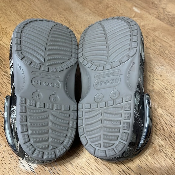 Crocs - Picture 5 of 6